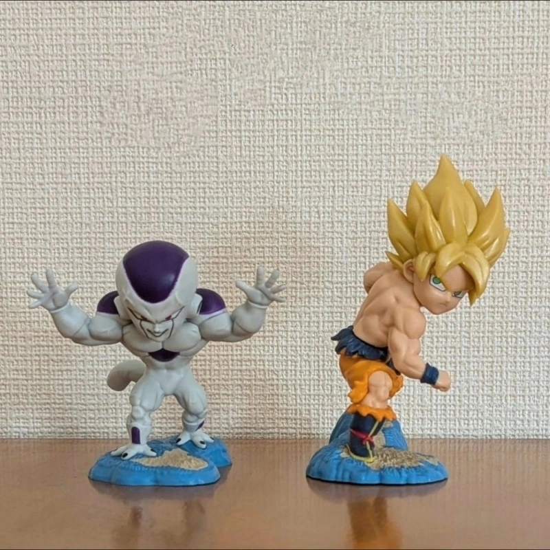 Capsule Toy Gashapon - تمثال غوكو سوبر سايان من بانداي