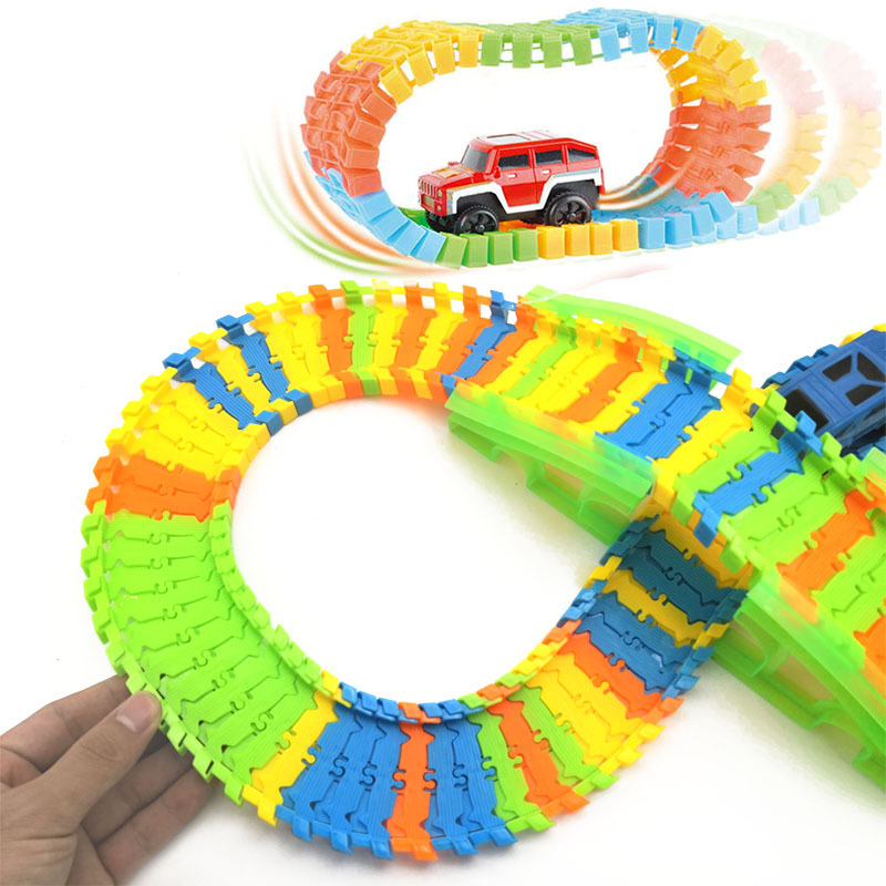 DIY تجميع مجموعة سباق عالمية ا - مراجعة Hot Wheels Car Track Sets وسعره