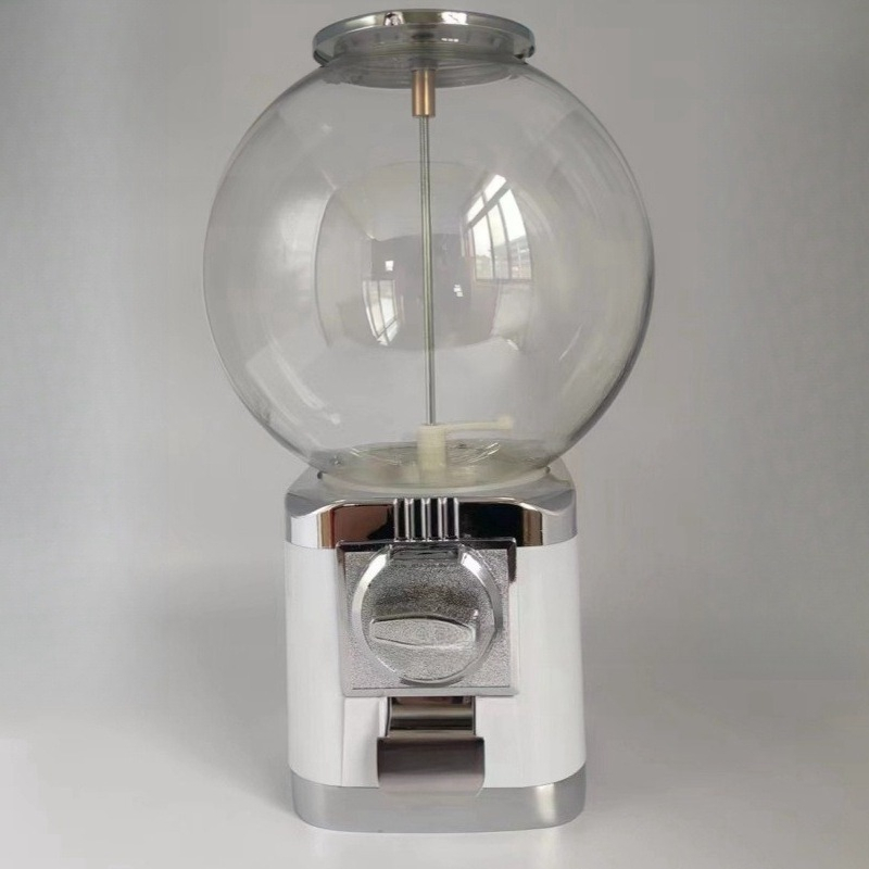 آلة بيع كرات العلكة اليدوية ال - مراجعة Capsule Toy Gashapon وسعره